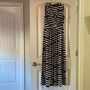 Susan Lawrence petite Small Sleeveless Dress